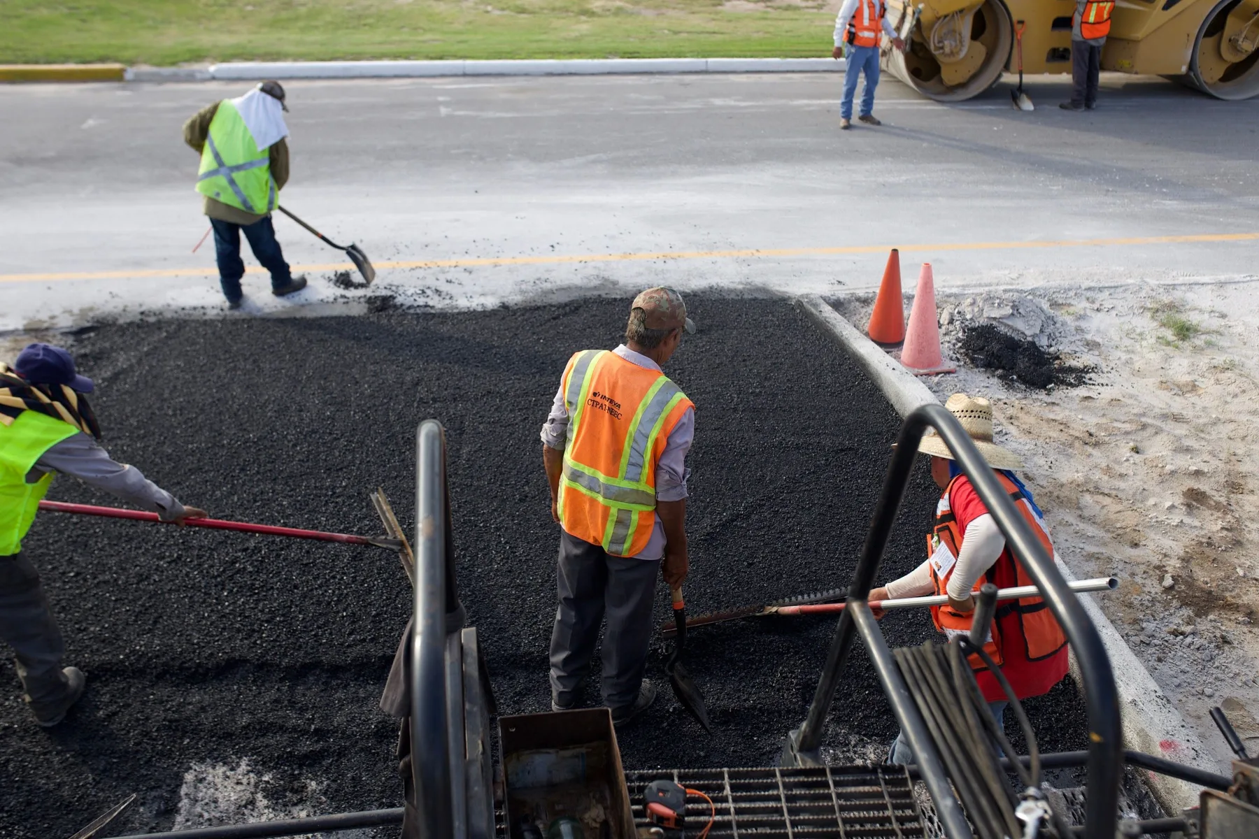 First- and Second-Coat Asphalt Paving on Village Roads in Viranşehir